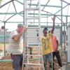 Jan Leemans in samenwerking met lokale aannemer